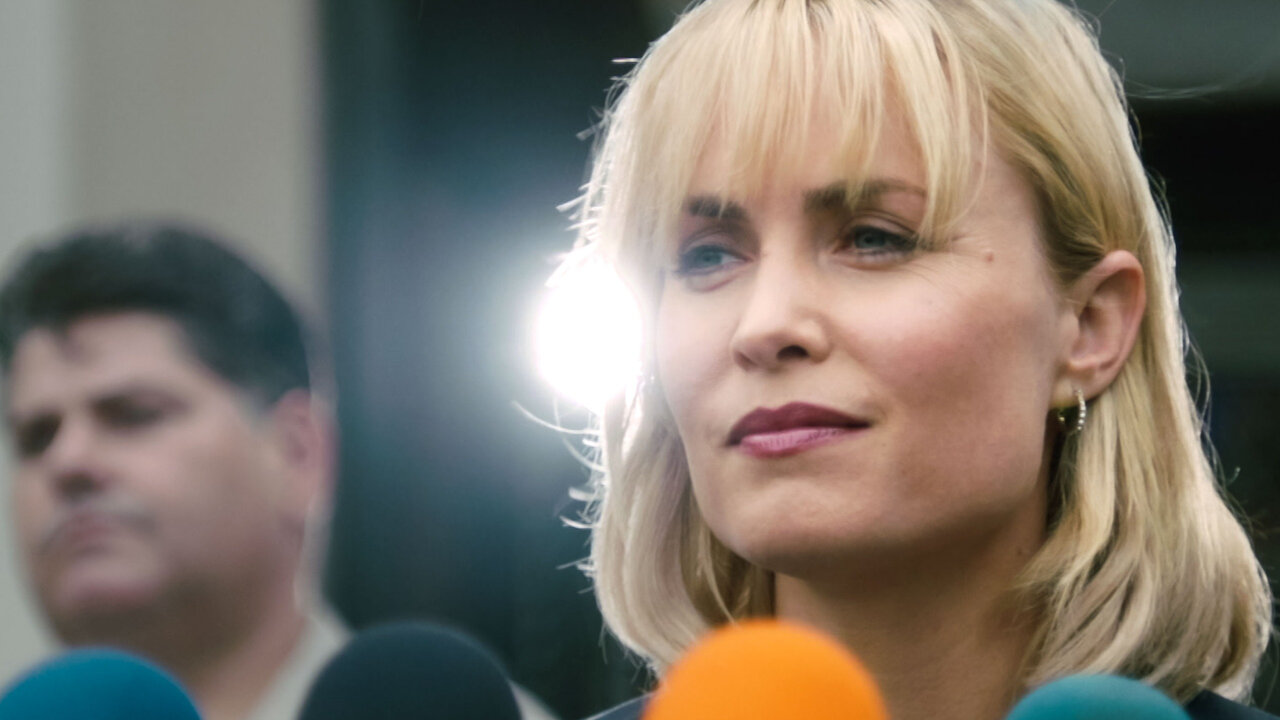 Watch Evidence | Netflix